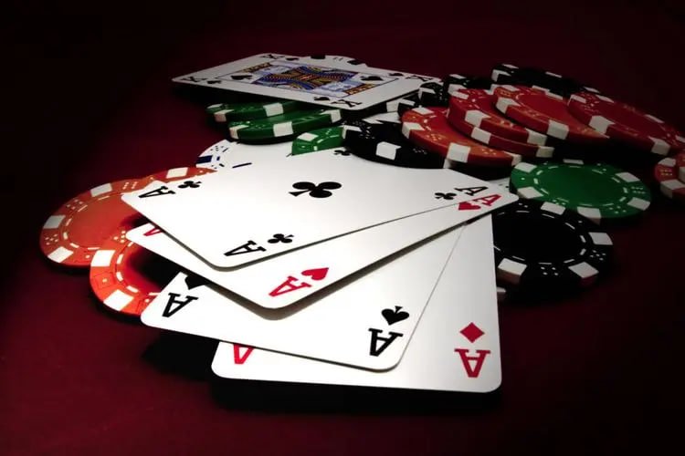 Live casino dengan dealer profesional dan pengalaman interaktif